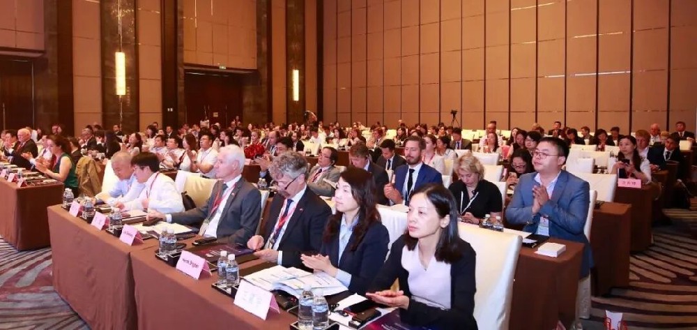 商业服务与家庭服务机器人创新大会